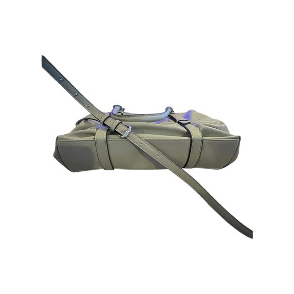 ~SIMPLY VERA VERA WANG~LOGO~PU~TAUPE~ZIP CLOSURE~SHOULDER HOBO BAG PURSE - Picture 4 of 12